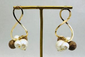 メビウスピアス