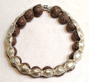 革くるみブレスレット／茶・ゴールド